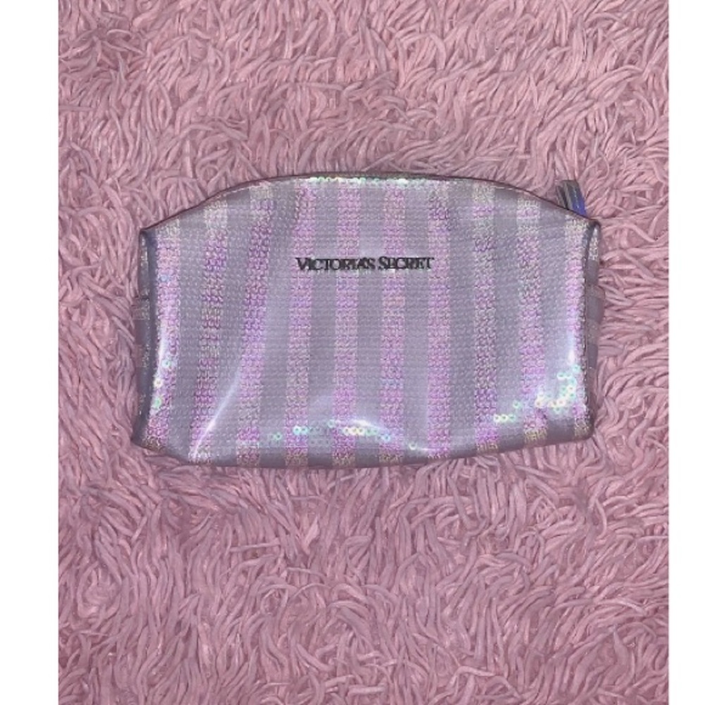 Super Cute Victoria’s Secret Bag
